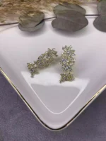 Özel Seri Çiçekli Kelebek Küpe Gold