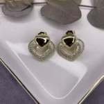Özel Seri İnce Zirkon Taşlı Kalp Küpe Gold